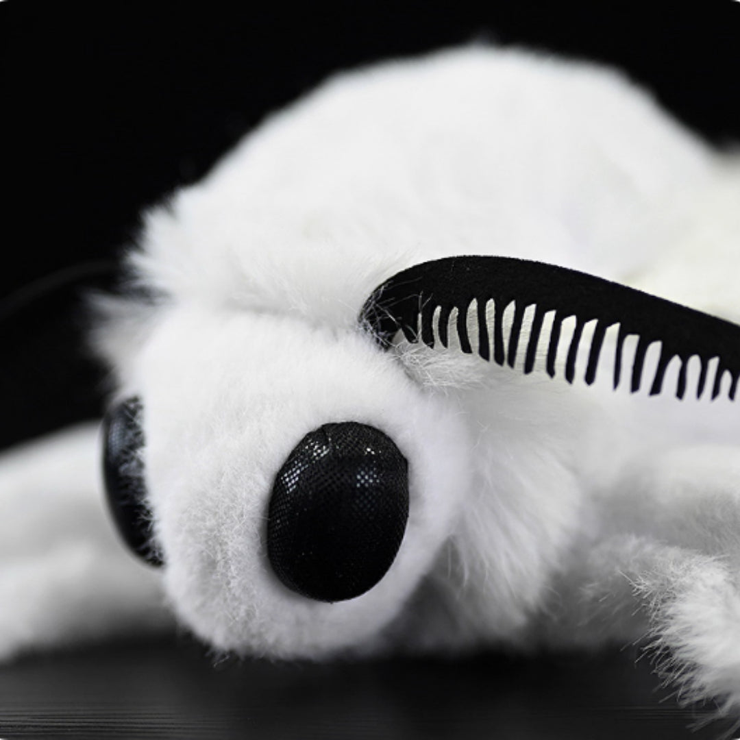 Peluche morbido a forma di falena autunnale 